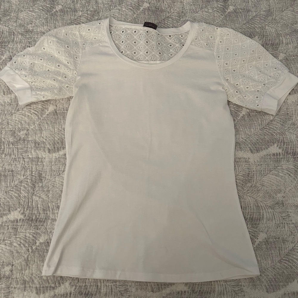 Cotton T-shirt with Embroidered Poplin Sleeves